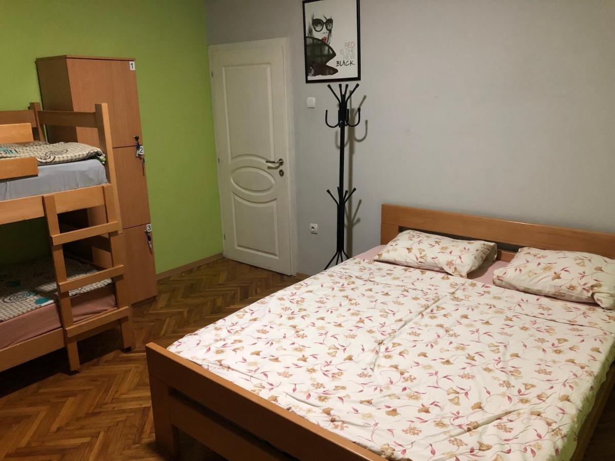 Skopje Downtown Hostel 外观 照片