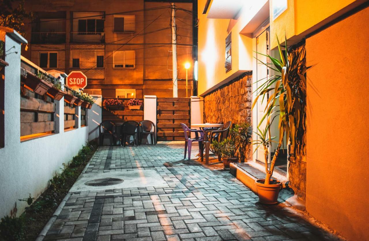 Skopje Downtown Hostel 外观 照片
